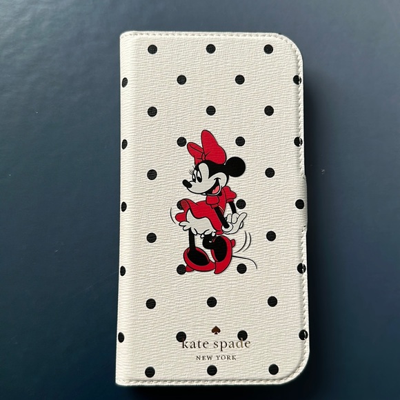 This is a Kate Spade x Disney iphone 12 pro max phone